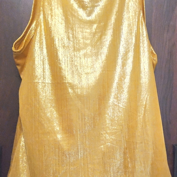 Ashley Stewart Gold Sleeveless Tank Top with Shimmer NWOT - Picture 2 of 2